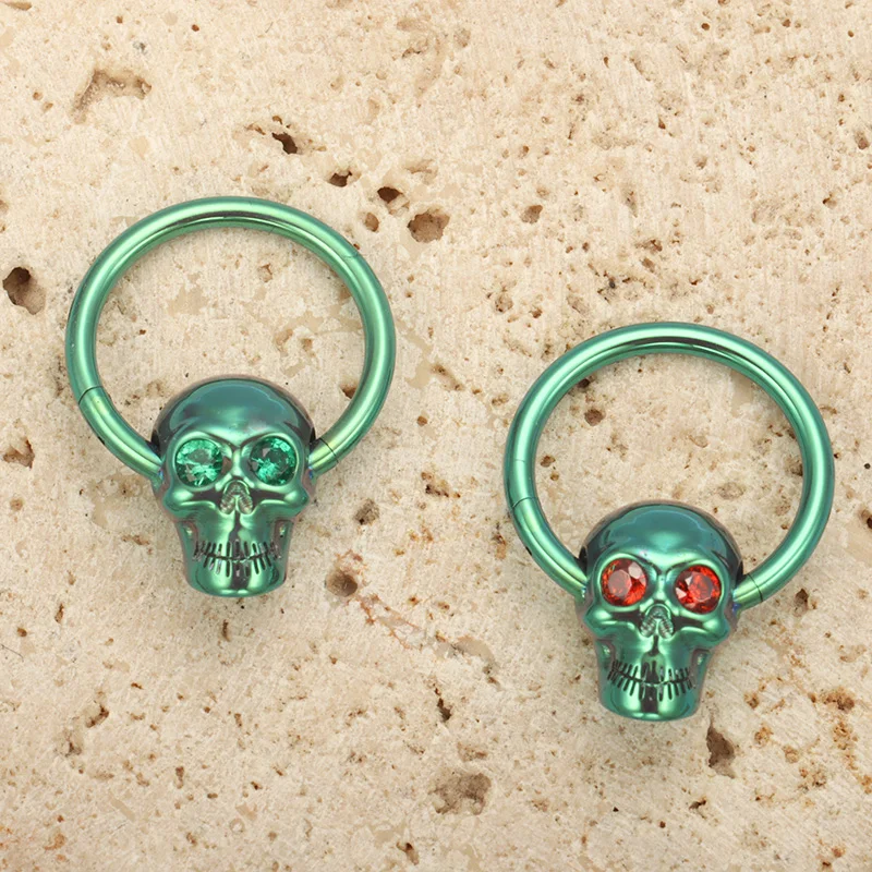 Zoor Body Jewelry - ZOOR F136 Titanio Gotico Teschio Zirconia