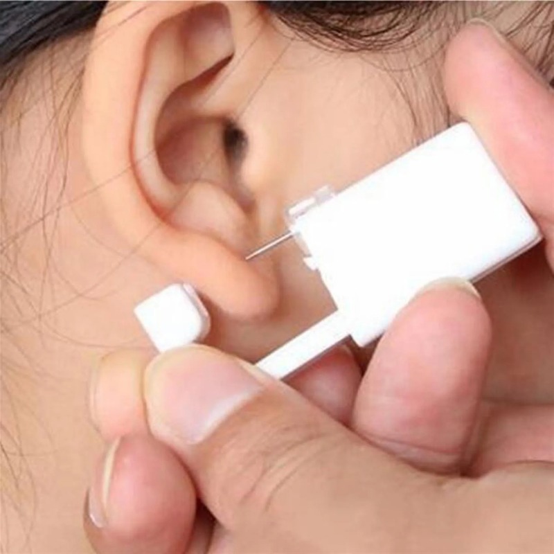 Kit per Piercing all'Orecchio  - Body Jewelry Kit recensione e prezzo